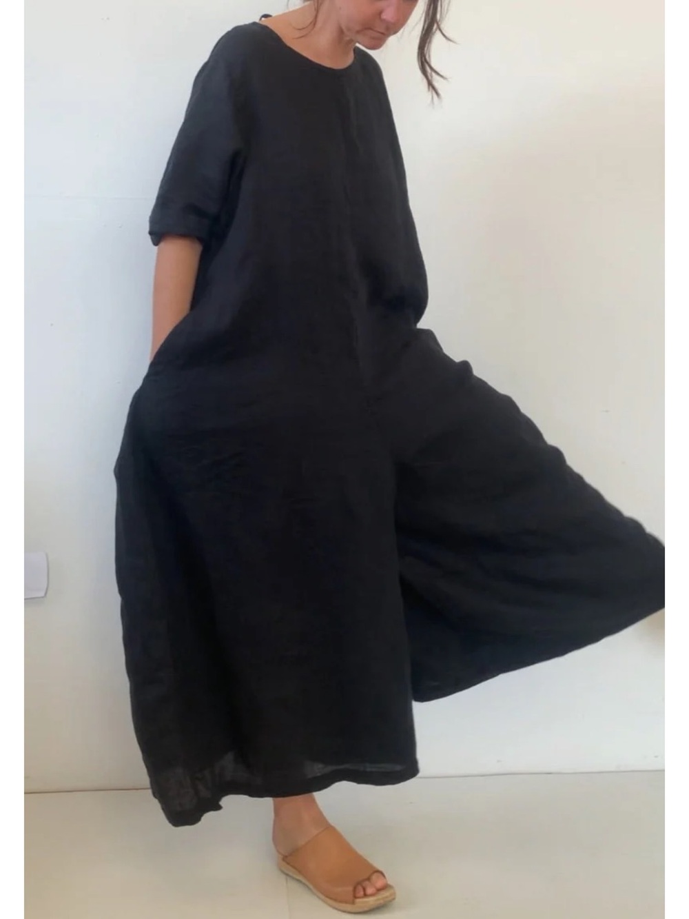 Glasnost Canada Palazzo Jump - Black Linen - Picture 4 of 10